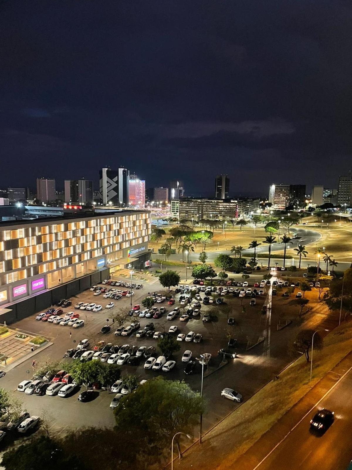 Flat New Vision Com Varanda A008 Brasilia Exterior foto